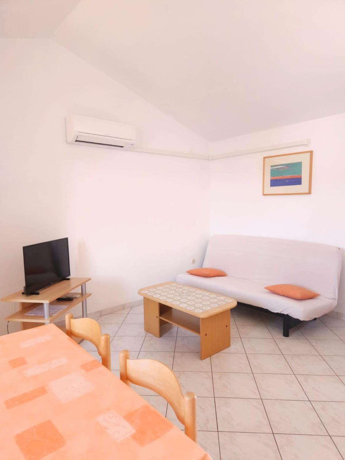 Lorena Apartments In Pula Exterior photo