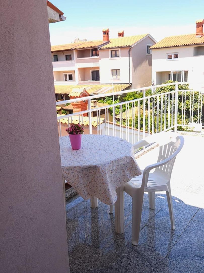 Lorena Apartments In Pula Exterior photo